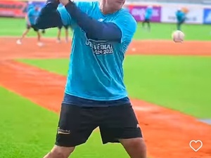 Reinaldo R. action photo