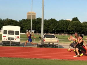 Monzavous  Rae Edwards action photo