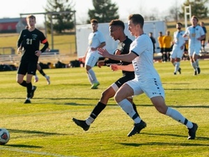Stephen Bailey action photo