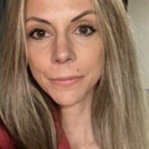 Alyson “Aly” E., Pensacola, FL Softball Coach