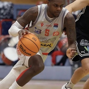 Davon C., Cedar Hill, TX Basketball Coach