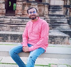 Dr Siddharth R Dawane