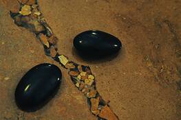 Interplay of Stones by Heide Castleman