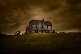 Abandoned Farm House by Joseph Romeo