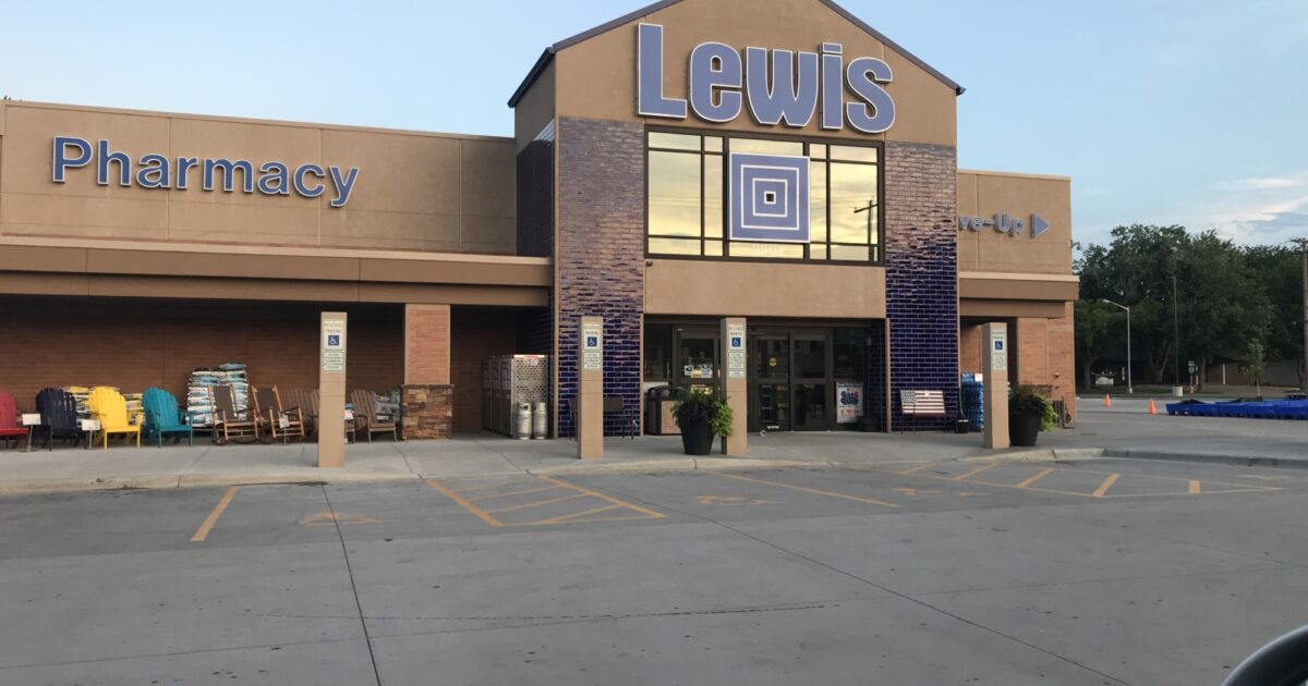 Lewis 37th & Minnesota, Sioux Falls Lewis