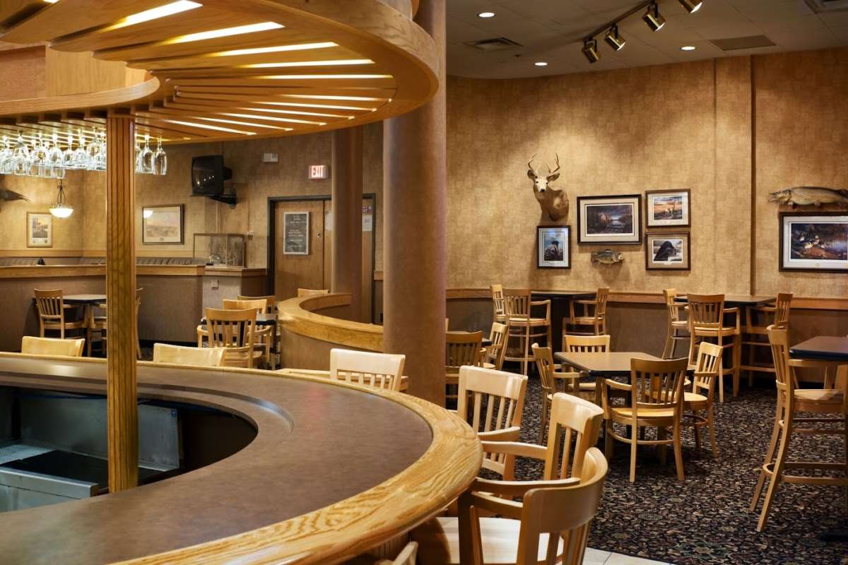 Ramkota Pierre RiverCenter Tavern