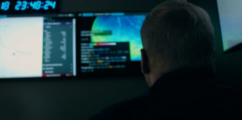 Raven Aerostar Thunderhead 00 02 26 02 Still008