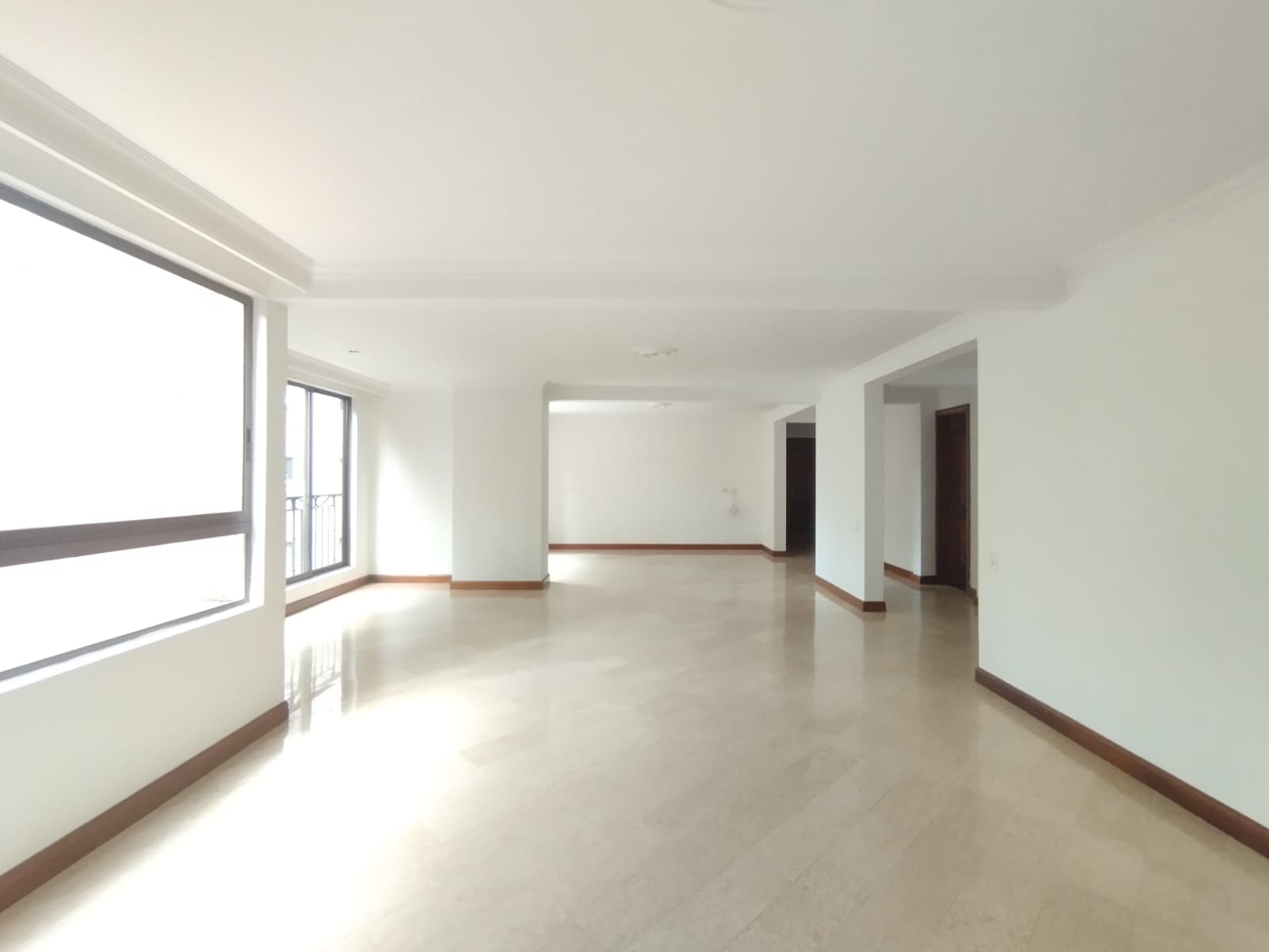 Apartamento en arriendo en CASTROPOL, 188 m², 3 alcobas