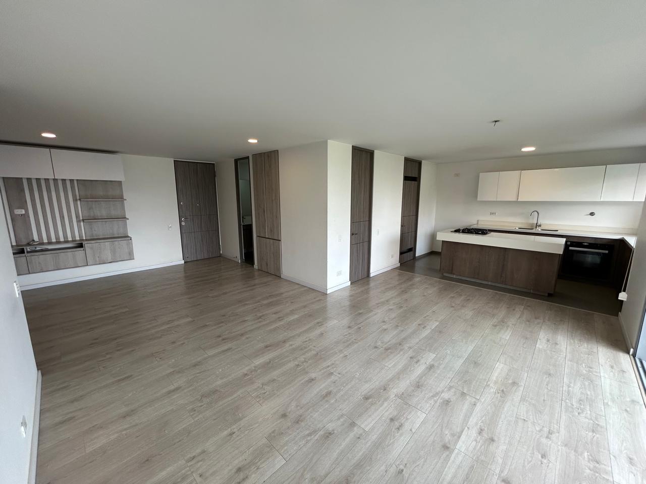 Apartamento en arriendo en CUMBRES, 140 m², 3 alcobas