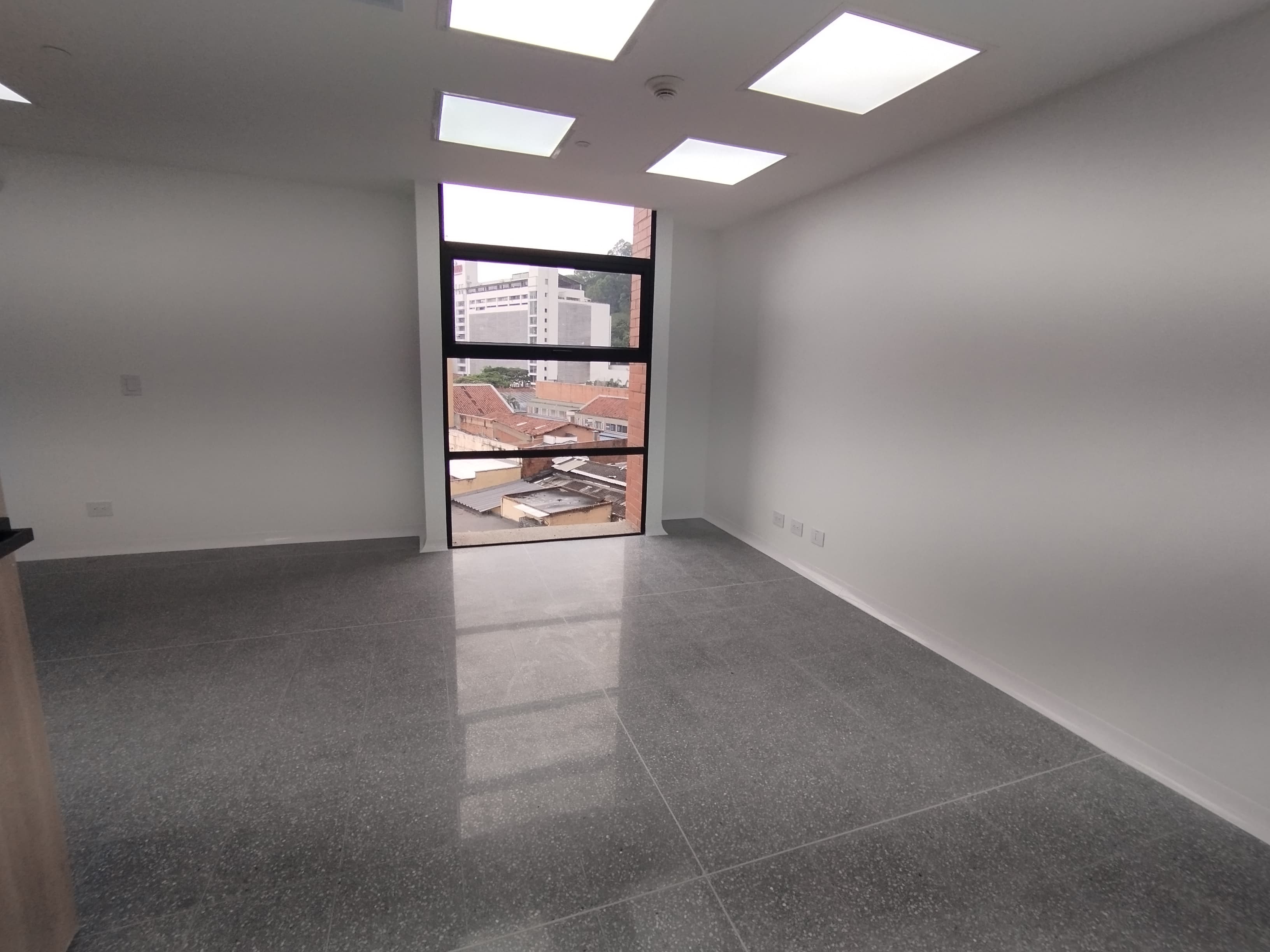 Consultorio en arriendo en SAN DIEGO, 37 m²