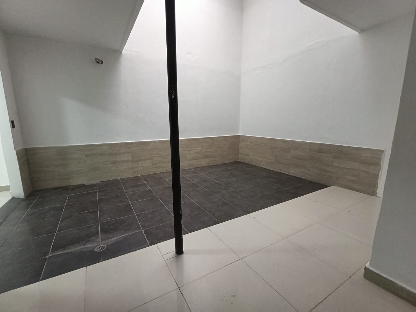 Casa Comercial en arriendo en LA MAGNOLIA, 190 m², 5 alcobas