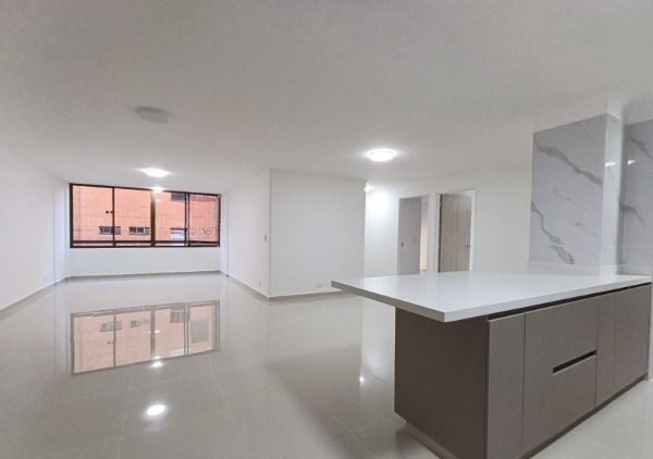 Apartamento en arriendo en ZUNIGA, 130 m², 3 alcobas