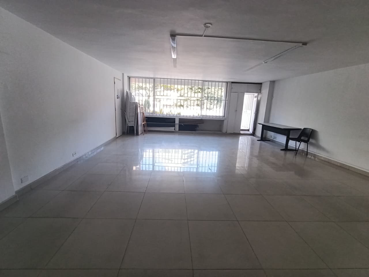 Oficina en arriendo en EL POBLADO, 57 m²