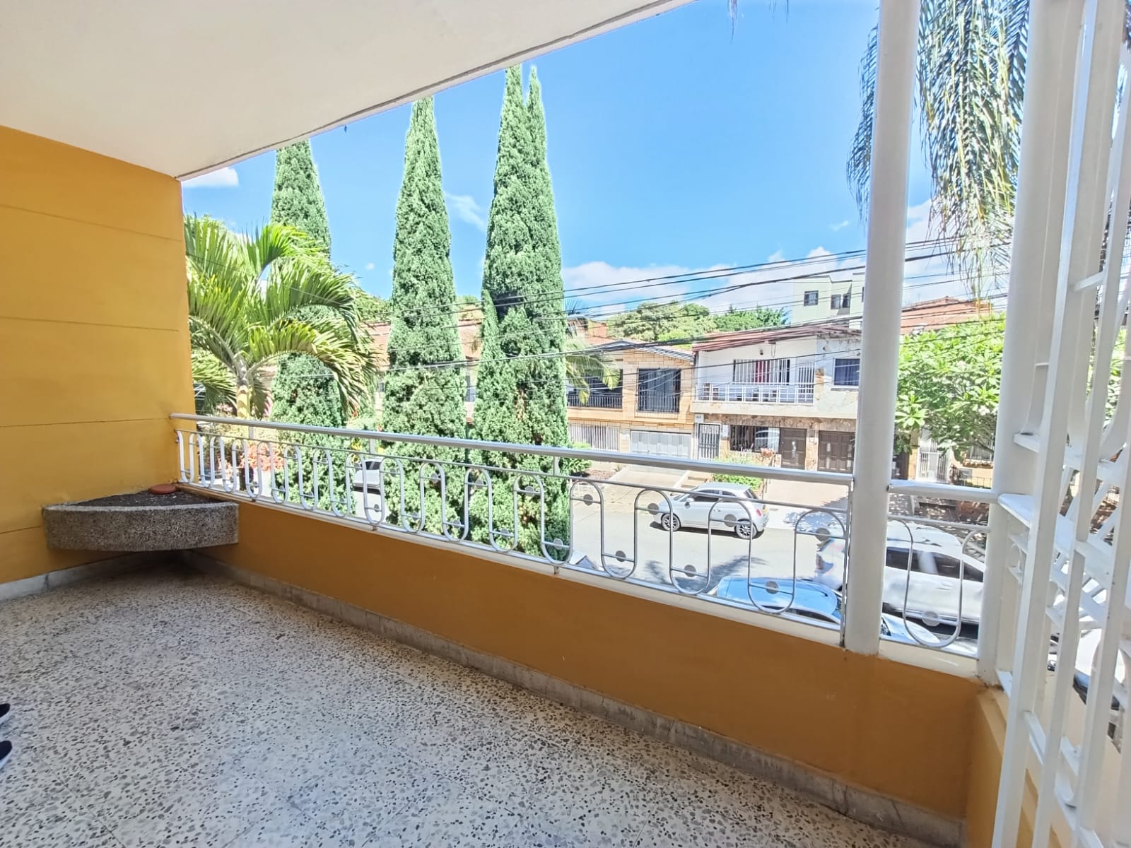 Casa Comercial en arriendo en EL NOGAL  LOS ALMENDROS, 273 m², 5 alcobas