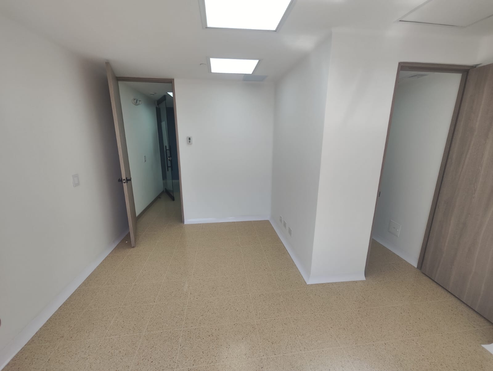 Consultorio en arriendo en SAN DIEGO, 36 m²