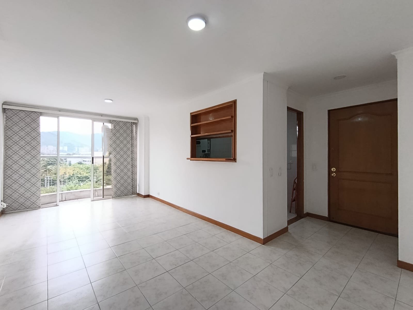Apartamento en arriendo en PATIO BONITO, 60 m², 2 alcobas