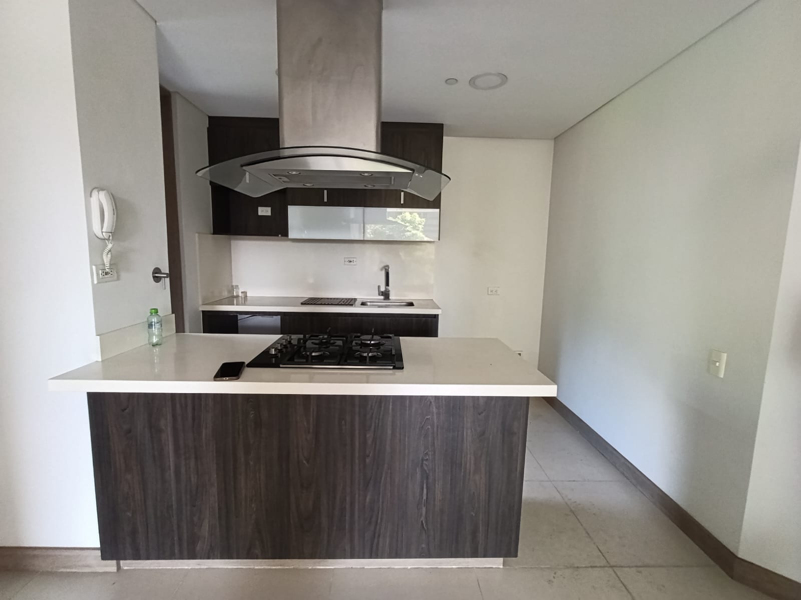 Apartamento en arriendo en EL ESMERALDAL, 80 m², 2 alcobas