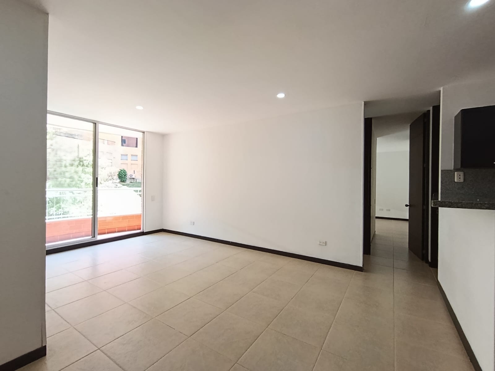 Apartamento en arriendo en CASTROPOL, 70 m², 2 alcobas