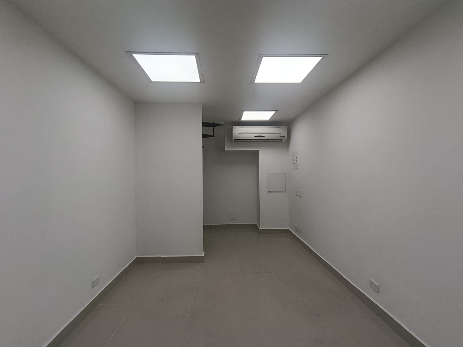 Local en arriendo en EL POBLADO, 36 m²