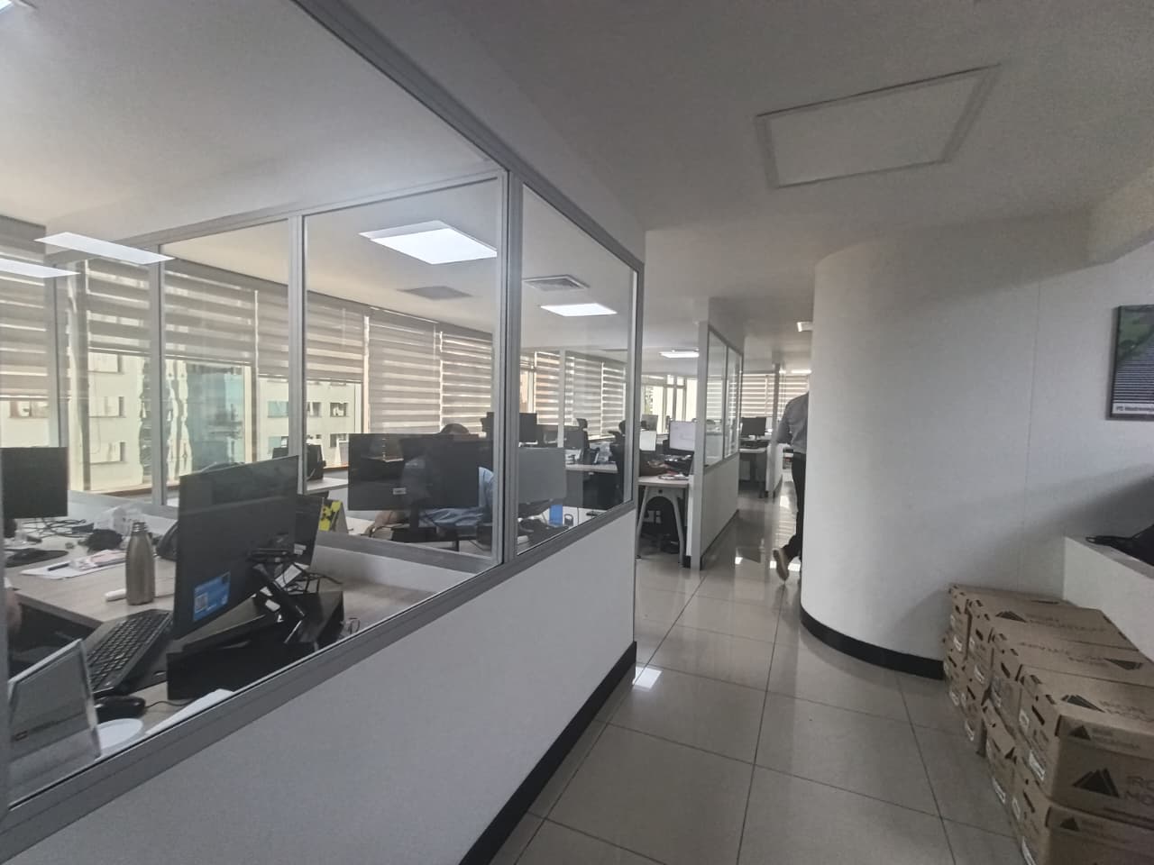 Oficina en arriendo en LA FLORIDA EL POBLADO, 291 m²