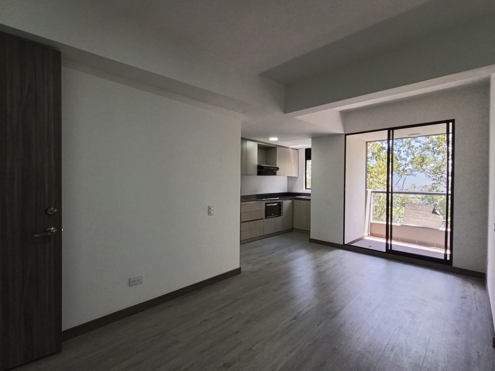 Apartamento en arriendo en LAS PALMAS MEDELLIN, 76 m², 3 alcobas