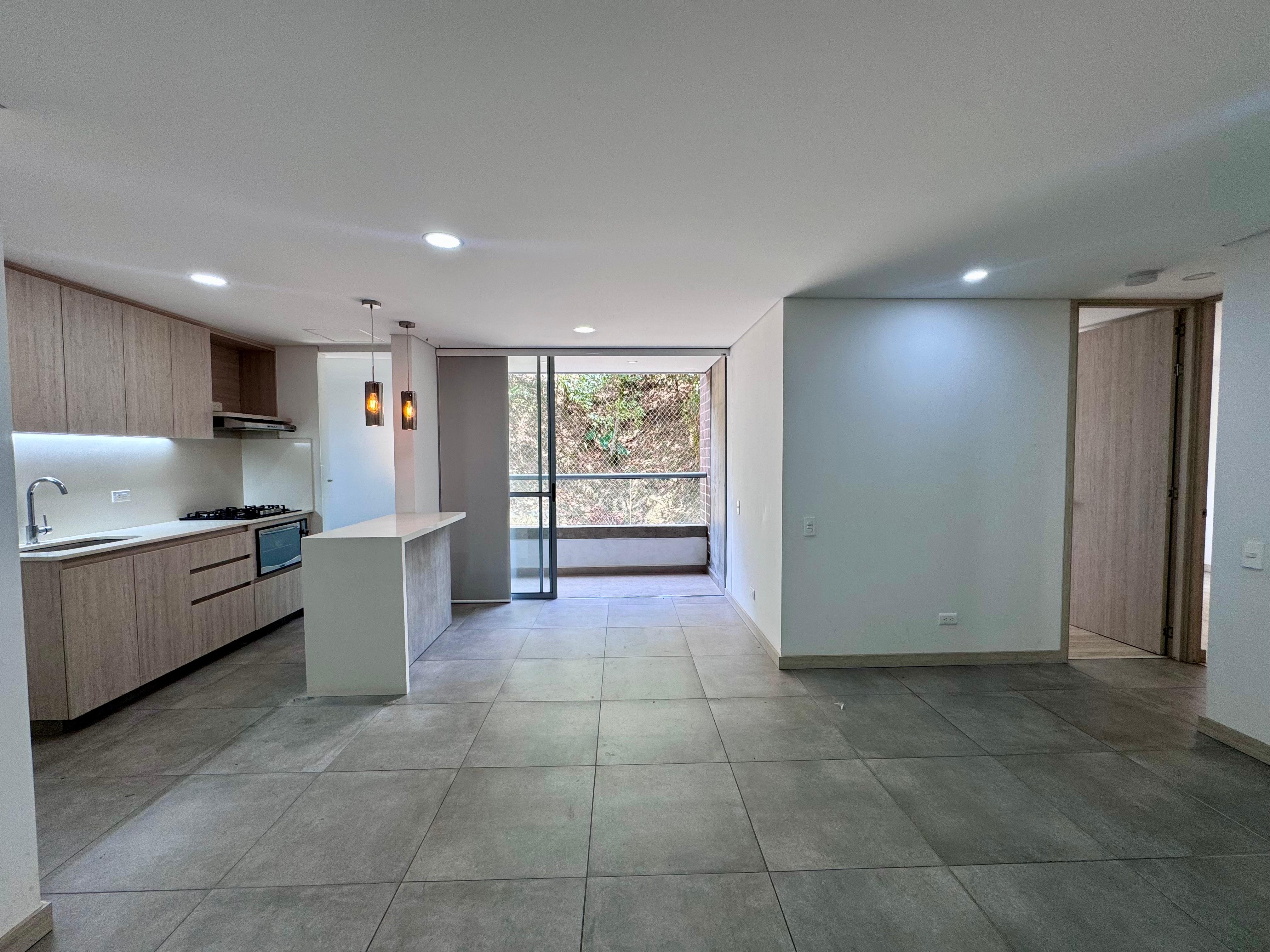 Apartamento en arriendo en EL TRIANON, 65 m², 2 alcobas