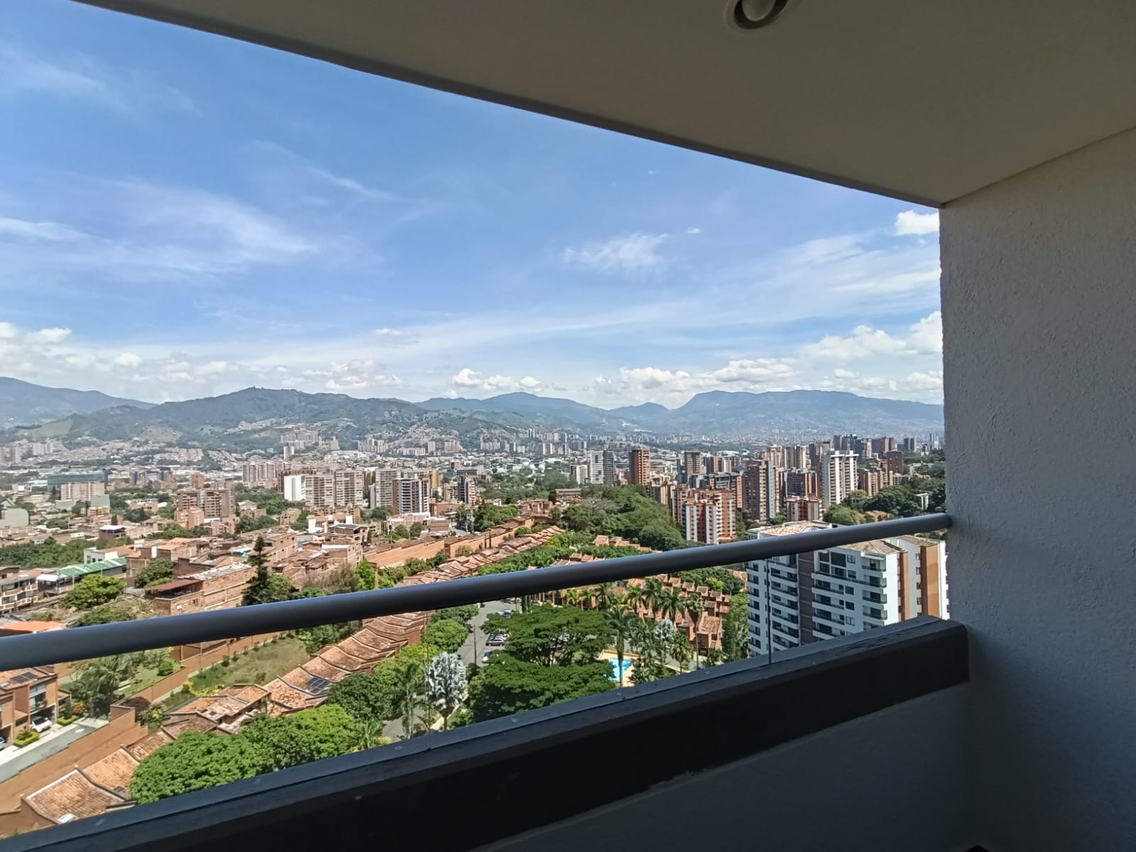 Apartamento en arriendo en LA ABADIA, 87 m², 3 alcobas
