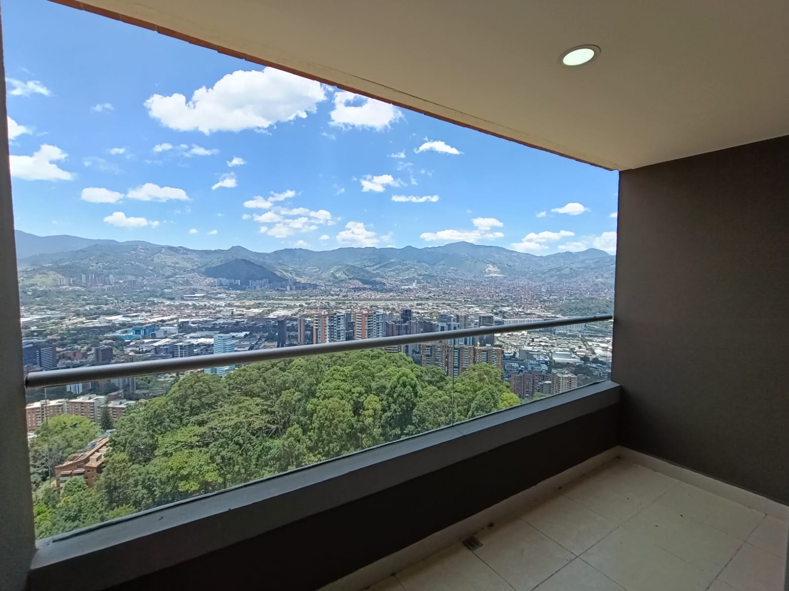 Apartaestudio en arriendo en LAS PALMAS MEDELLIN, 56 m², 1 alcoba
