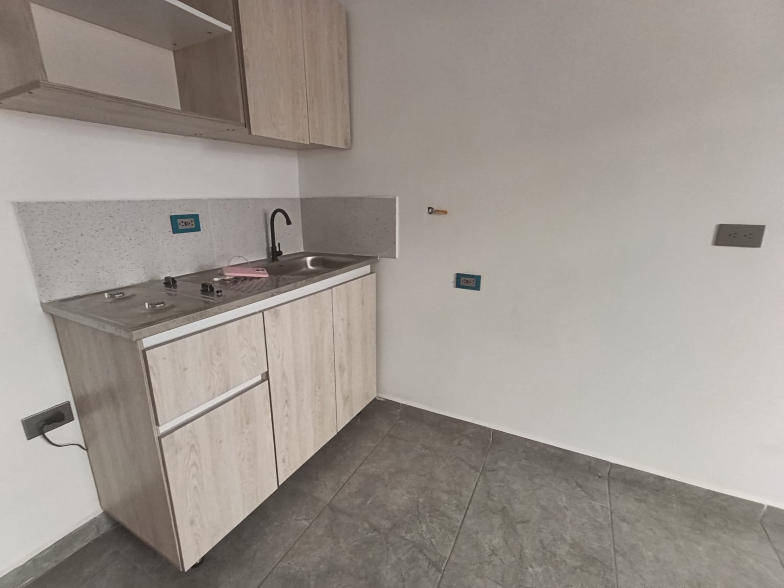 Apartaestudio en arriendo en El Dorado Envigado, Envigado en El Dorado Envigado