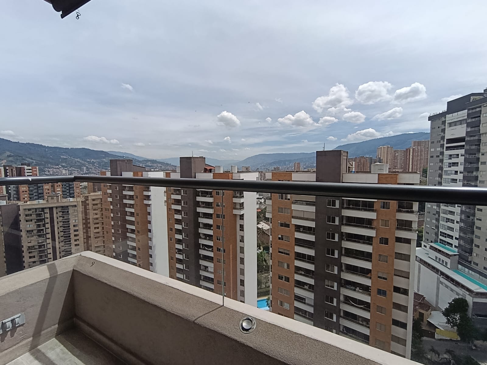 Apartamento en arriendo en EL CARMELO SABANETA, 70 m², 2 alcobas