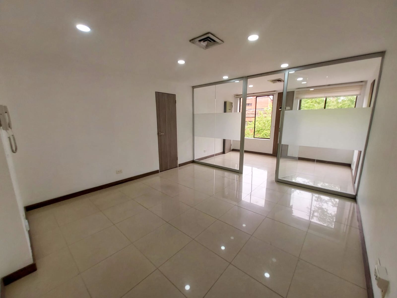 Oficina en arriendo en MILLA DE ORO, 34 m²