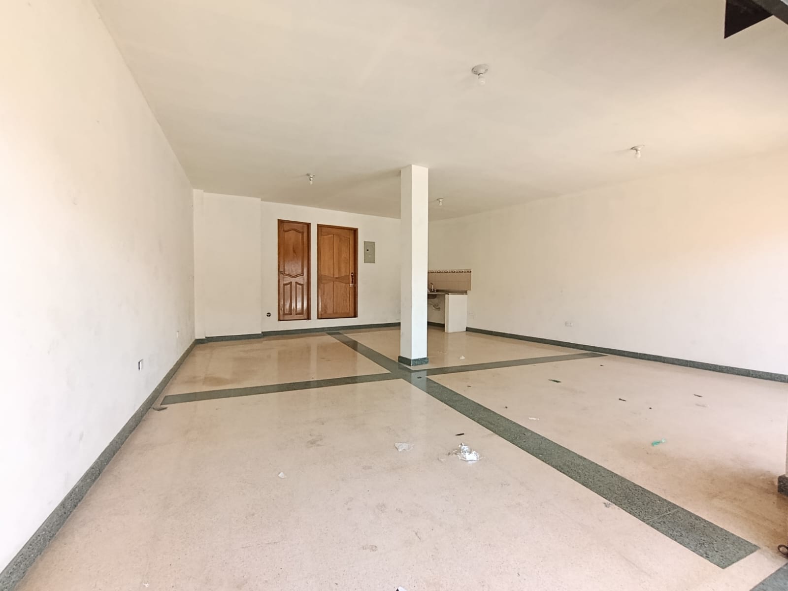 Local en arriendo en RIONEGRO, 52 m²