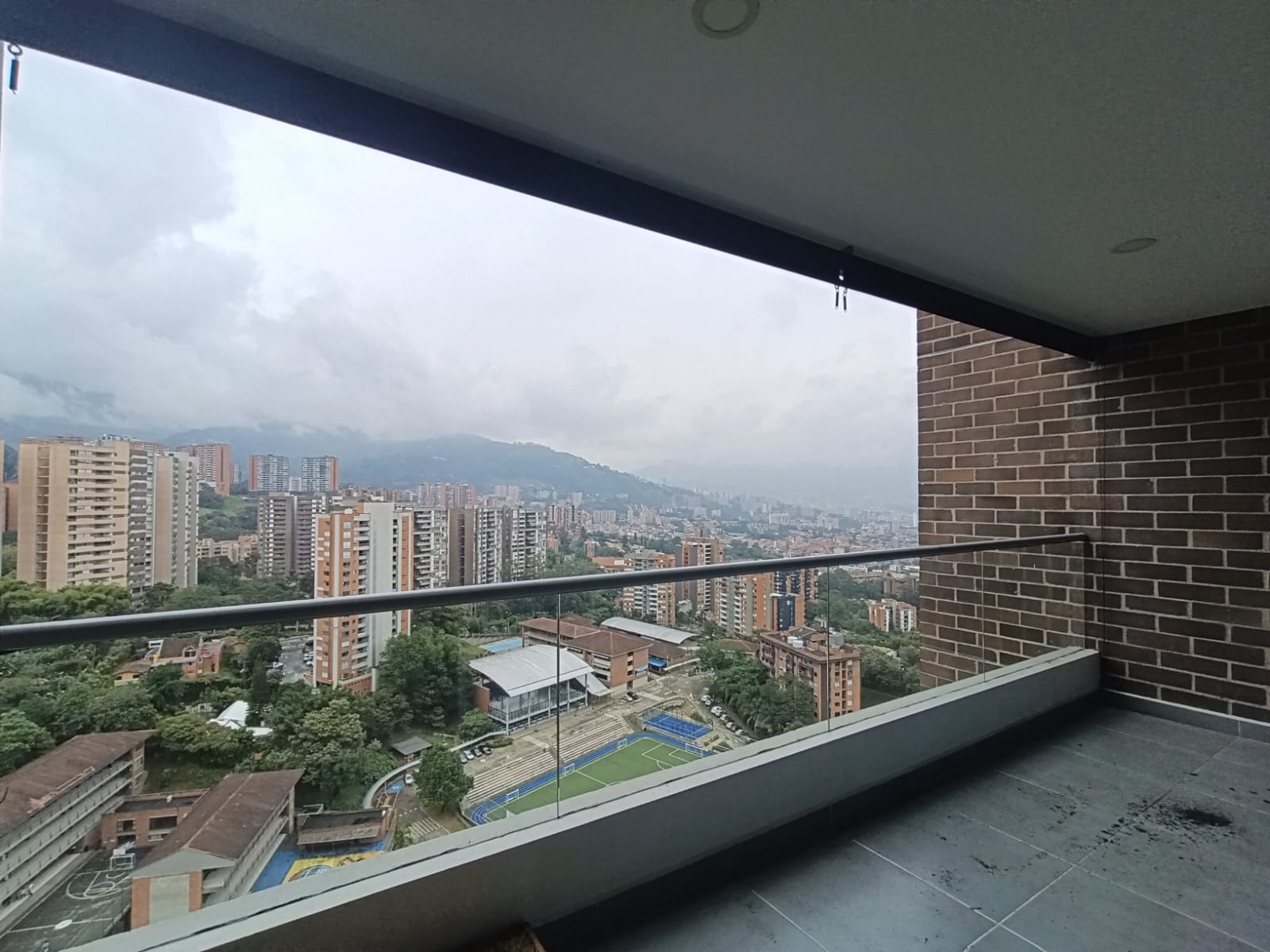 Apartamento en arriendo en LOMA DEL ESMERALDAL, 89 m², 2 alcobas