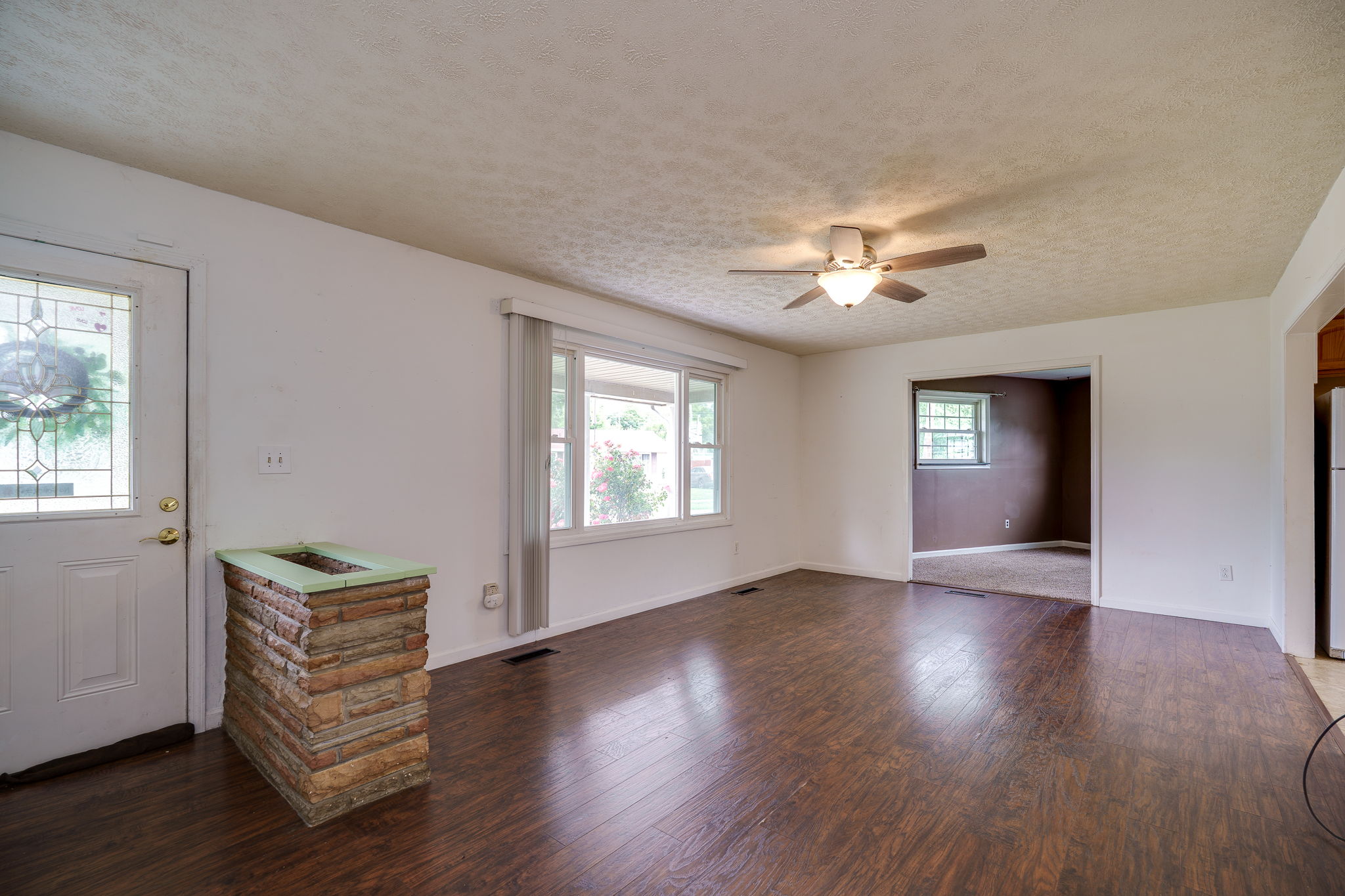 5-web-or-mls-3900-n-montevideo-dr.jpg
