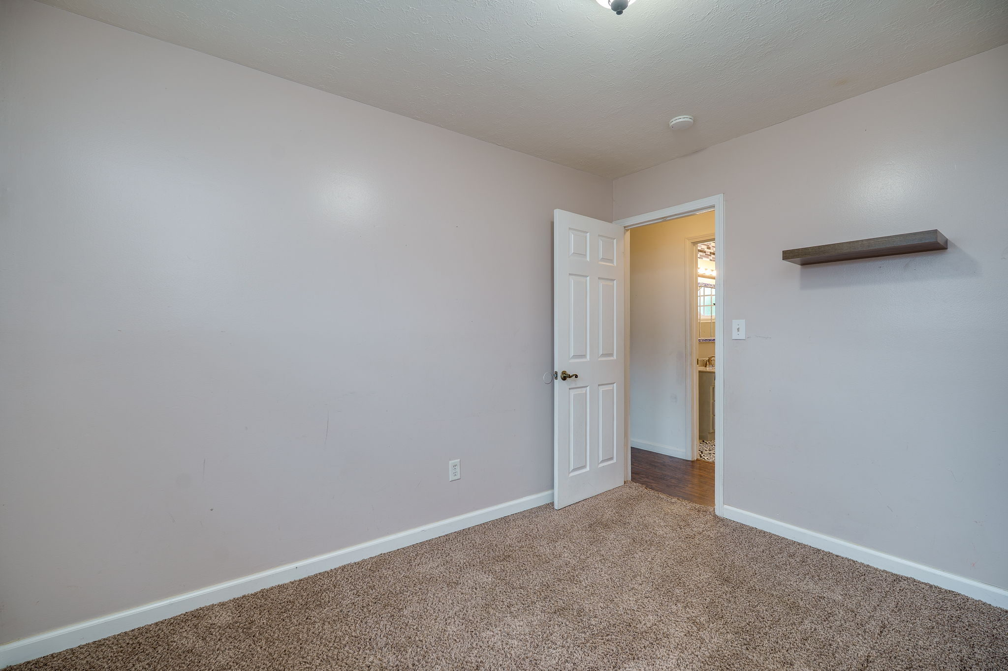 16-web-or-mls-3900-n-montevideo-dr.jpg