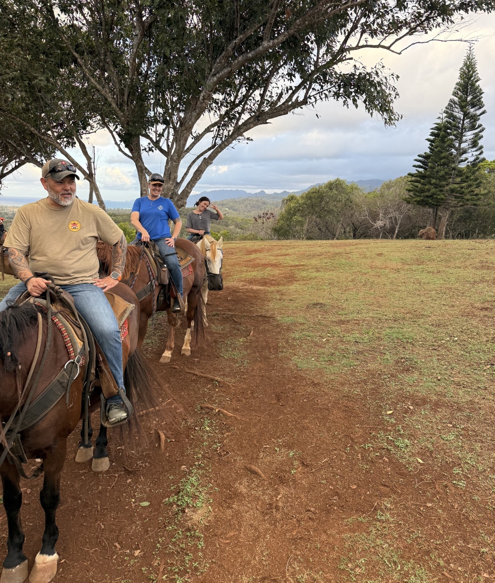 Family_pic_Hawaii.jpeg