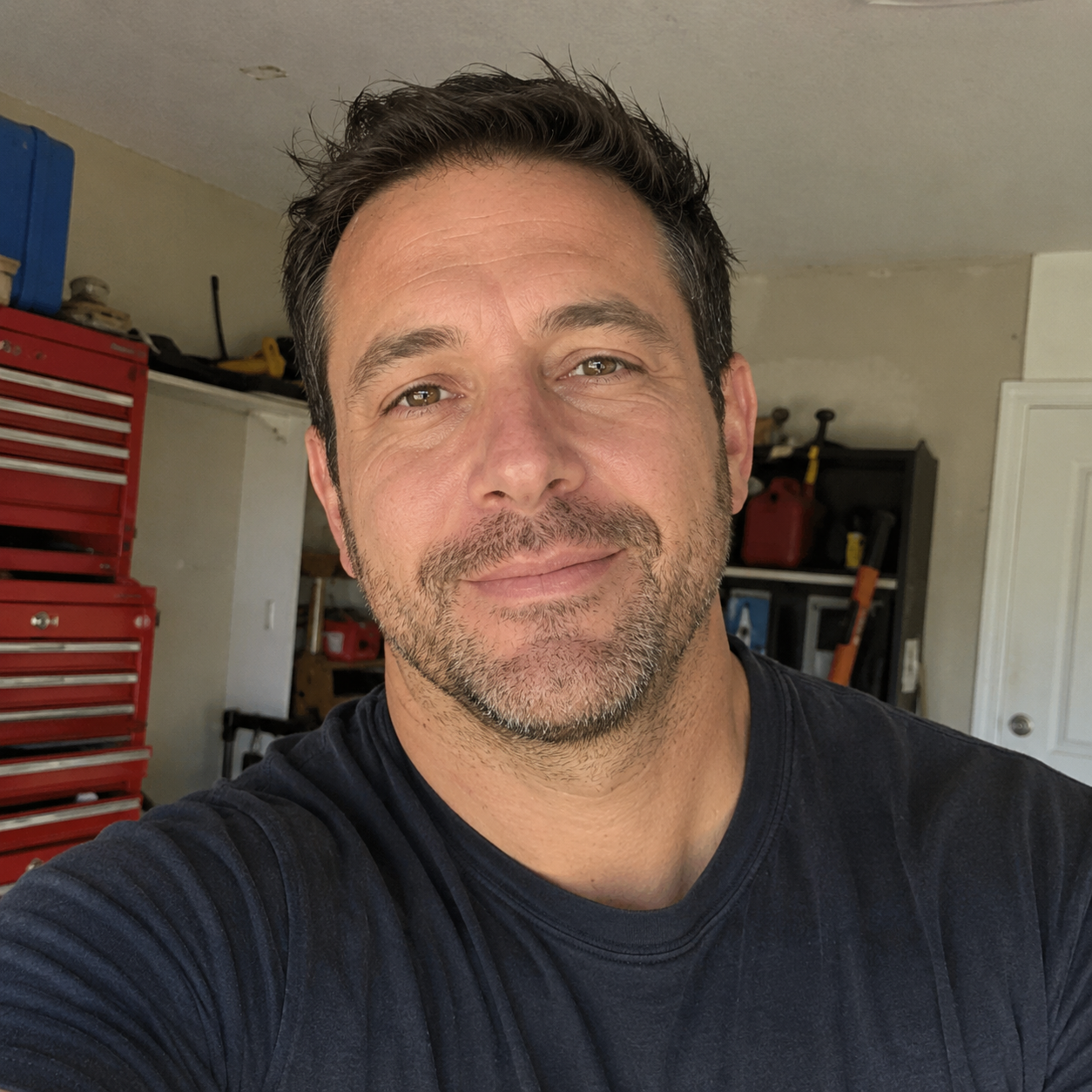 GenericProfilePicV2.jpg