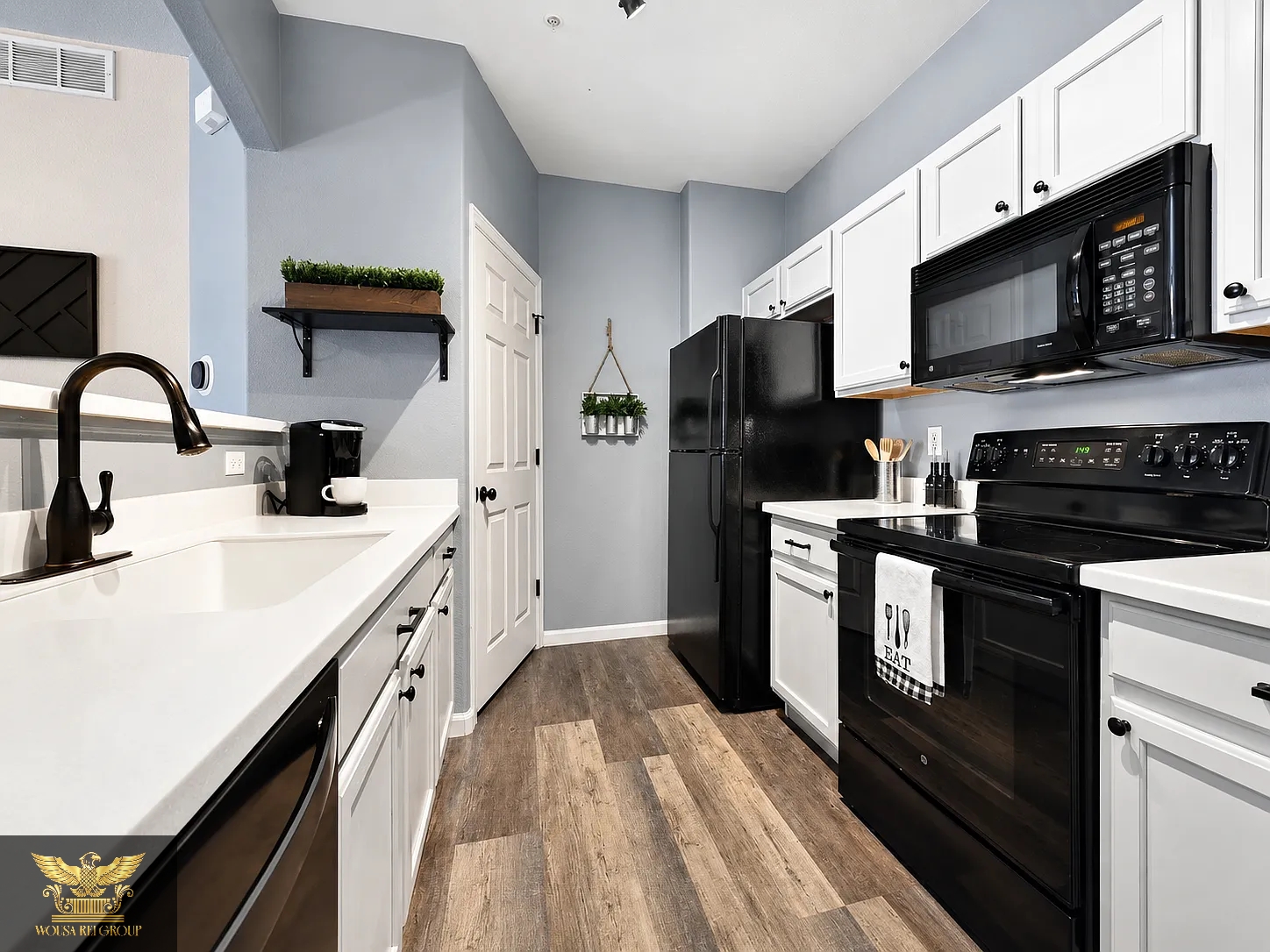 KITCHEN_3.jpeg