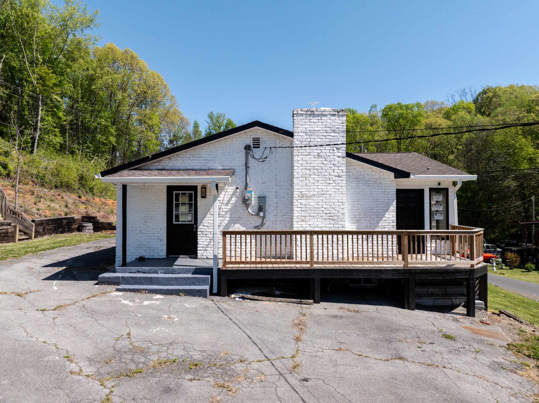 Front of the lease-to-own home at 7395 Reedy Creek Rd, Bristol, VA 24202