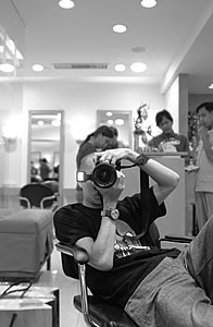 kai huang | waiting for client | H-Salon in Rustan's Makati