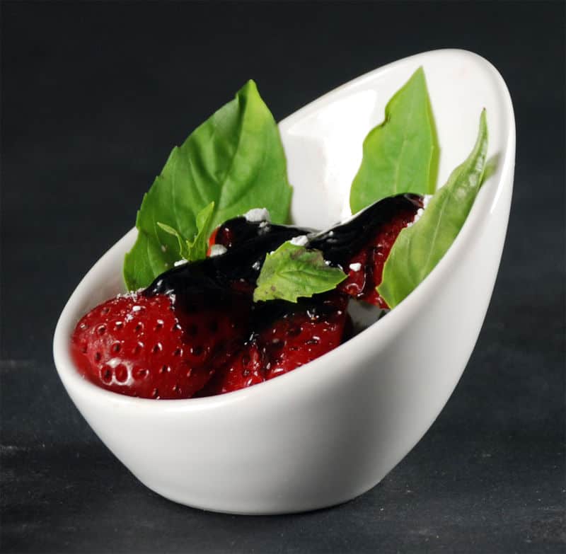 Xanthan Gum Balsamic Vinegar Syrup Recipe Reducing everyday balsamic vinegar with a little sugar and some spices transforms it into a rich, luxurious syrup with all. xanthan gum balsamic vinegar syrup recipe