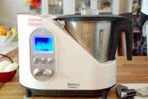 Bellini cooker cedarlane in use