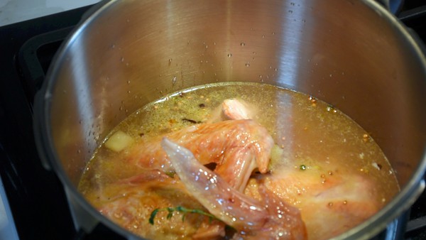Pressure cooked turkey stock pot