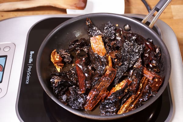 Sous vide chicken thigh mole 26