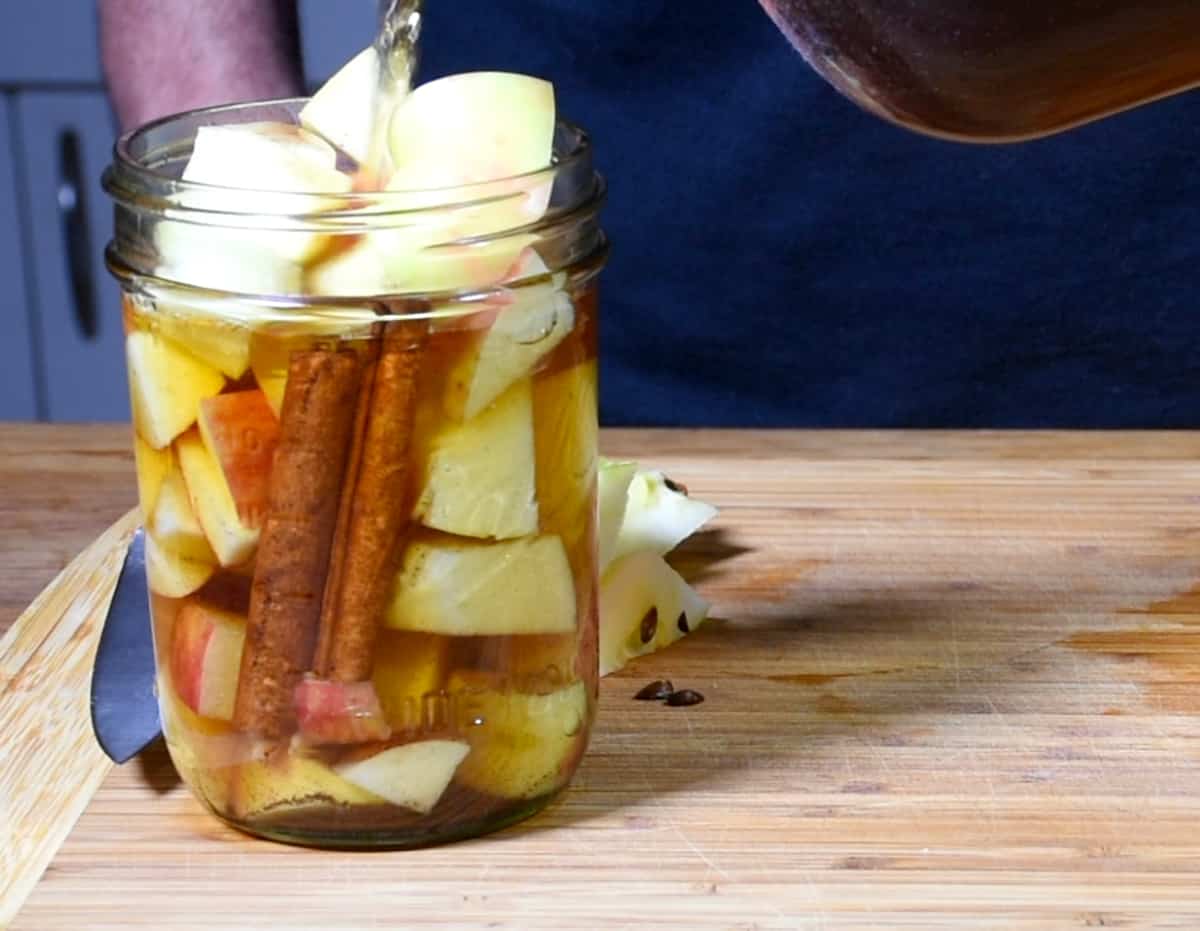 Sous vide apple pie bourbon 5