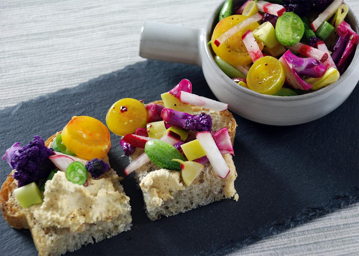 Chunky salad infused oil maltodextrin spread