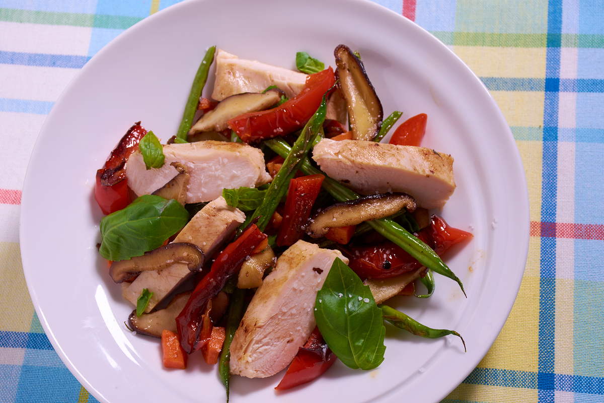 Sous vide chicken breast sauteed vegetables 1