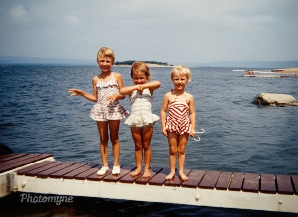 Bathing Beauties on GSL. 1959