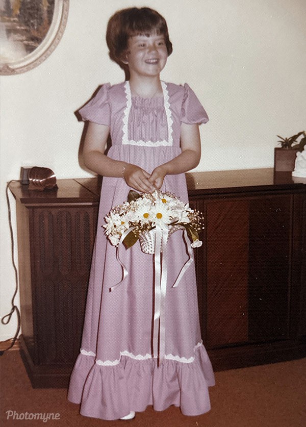Mona was flower girl at Pat and Simone's wedding. 1975