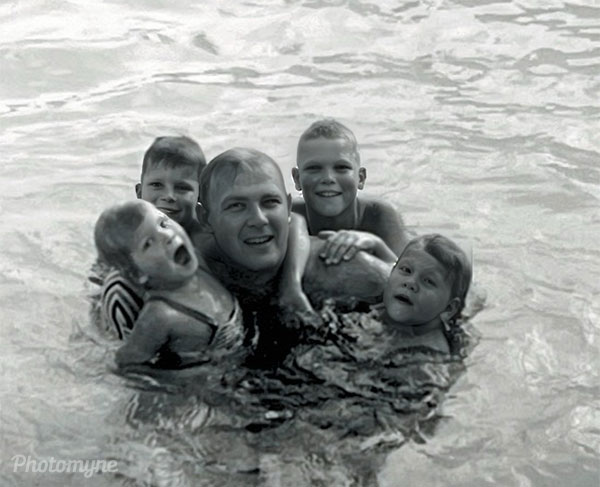 Dad, Patty, Steve, Bob, Maryann. 1961
